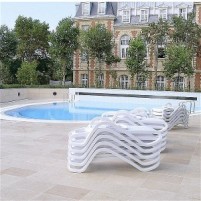 Miroir de surveillance pour piscine