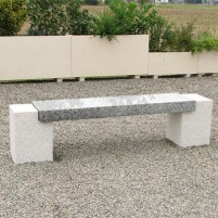 Banquette en beton Douglas pieds gravillons lame granit