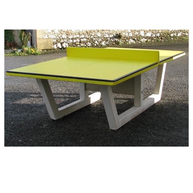 Table ping pong en beton jaune
