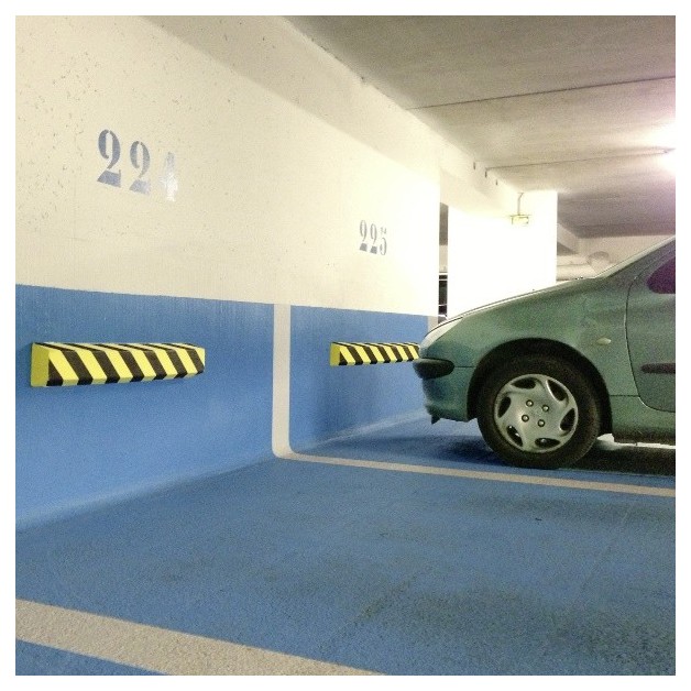 protection en mousse voiture parking