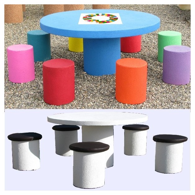 Table pique nique enfants en béton avec coussins