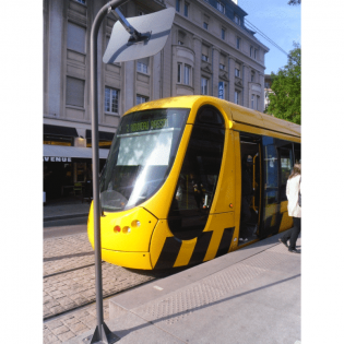 Miroir de trafic pour tramway