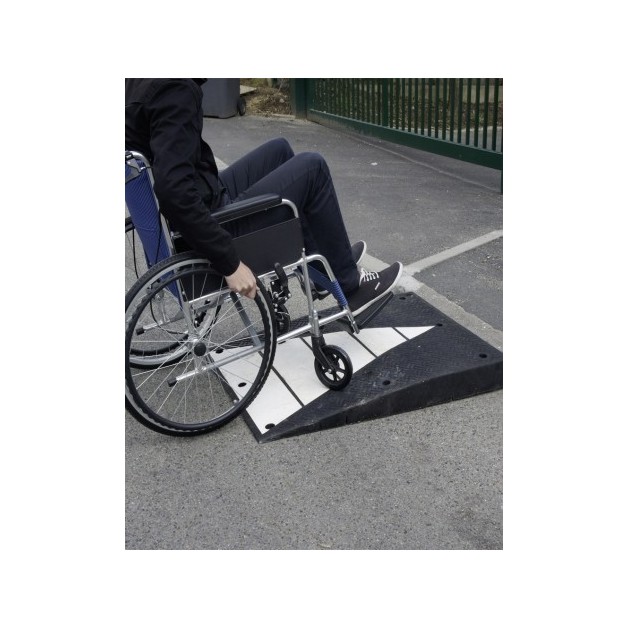 Rampe d'accès mobile PMR