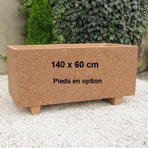 Jardinière en béton rectangulaire